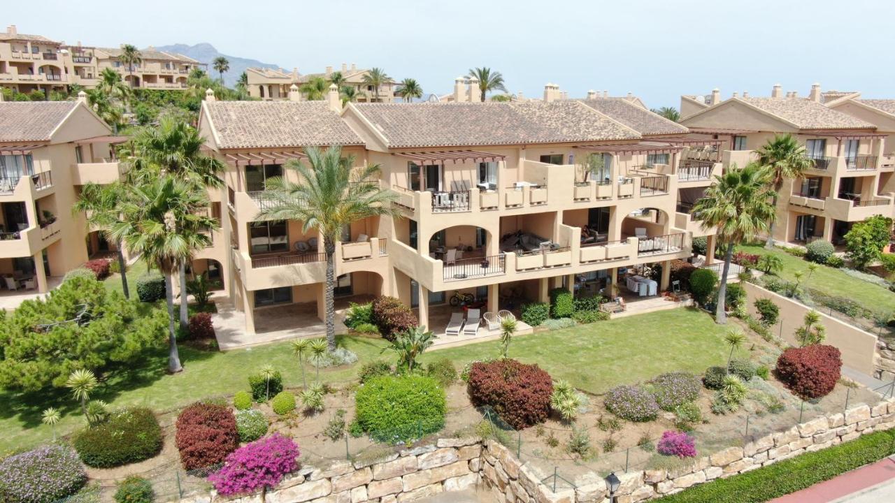 Apartament Quartiers Marbella Penthouse In Hacienda Cifuentes Benahavis Estepona Zewnętrze zdjęcie