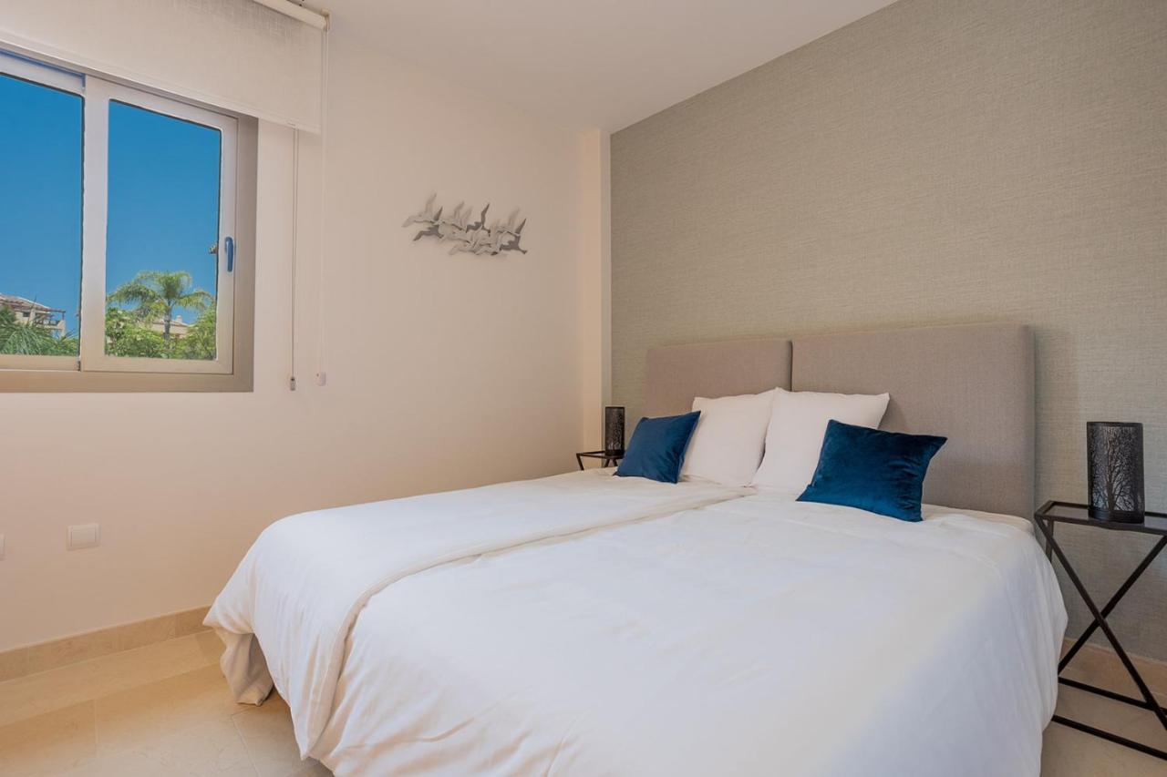 Apartament Quartiers Marbella Penthouse In Hacienda Cifuentes Benahavis Estepona Zewnętrze zdjęcie